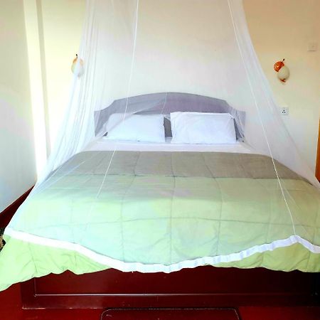 Bed and Breakfast Adannz Элла Экстерьер фото